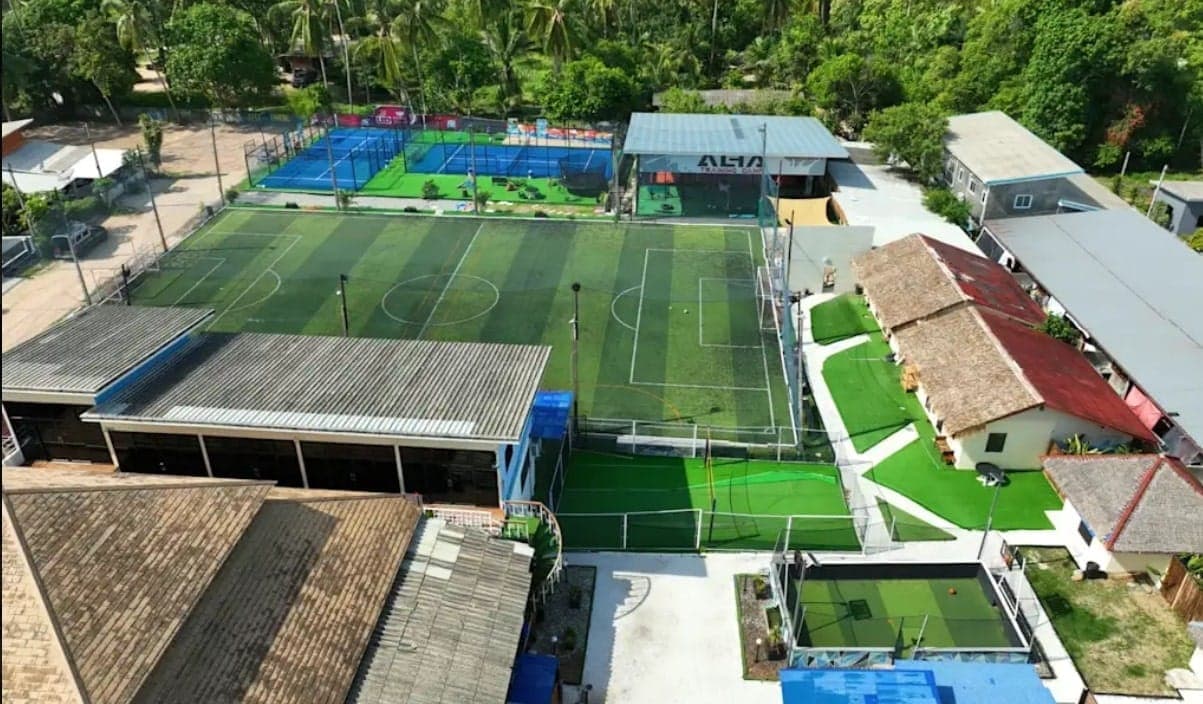 Leo Hostel